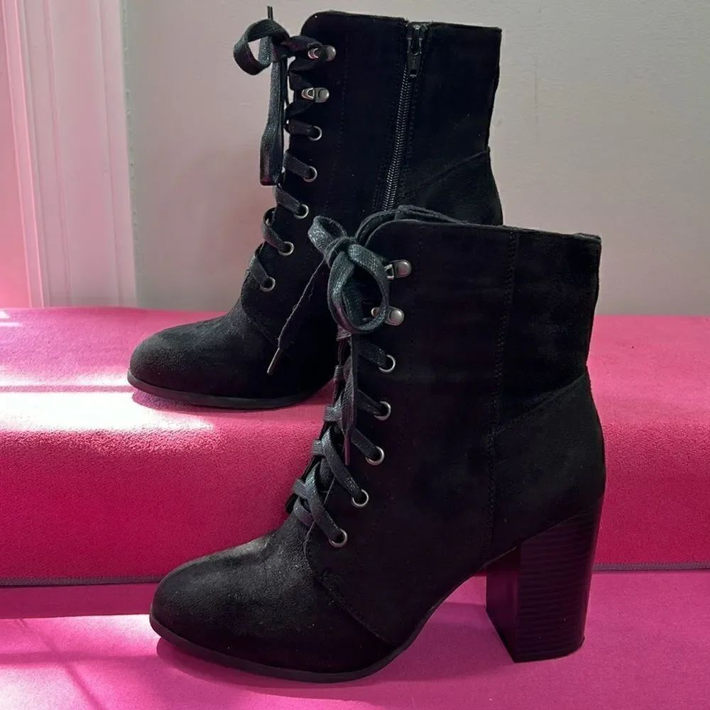A+ Target Lace Up with Inside Zip 8.5 - Picture 3 of 9